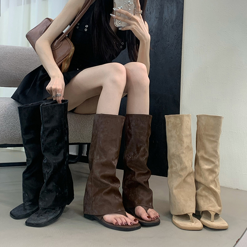 Korean Lifestyle Aesthetic - Kadınlar İçin Oyuk Detaylı Kadife Manşetli